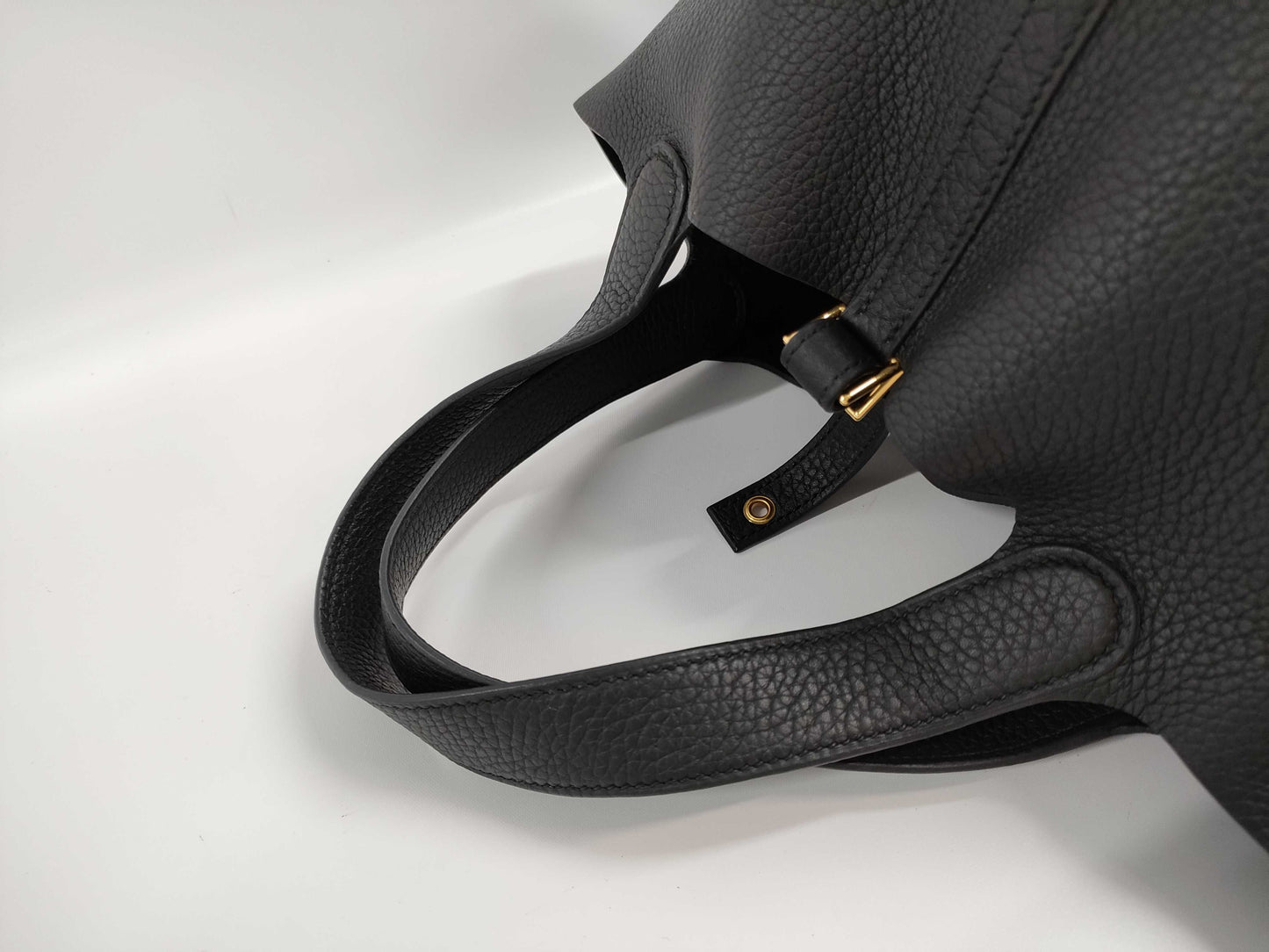 HERMES Picotin Lock 22 Black U-stamped Handbag