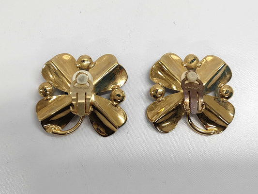 CHANEL Camellia Earrings Vintage Earrings