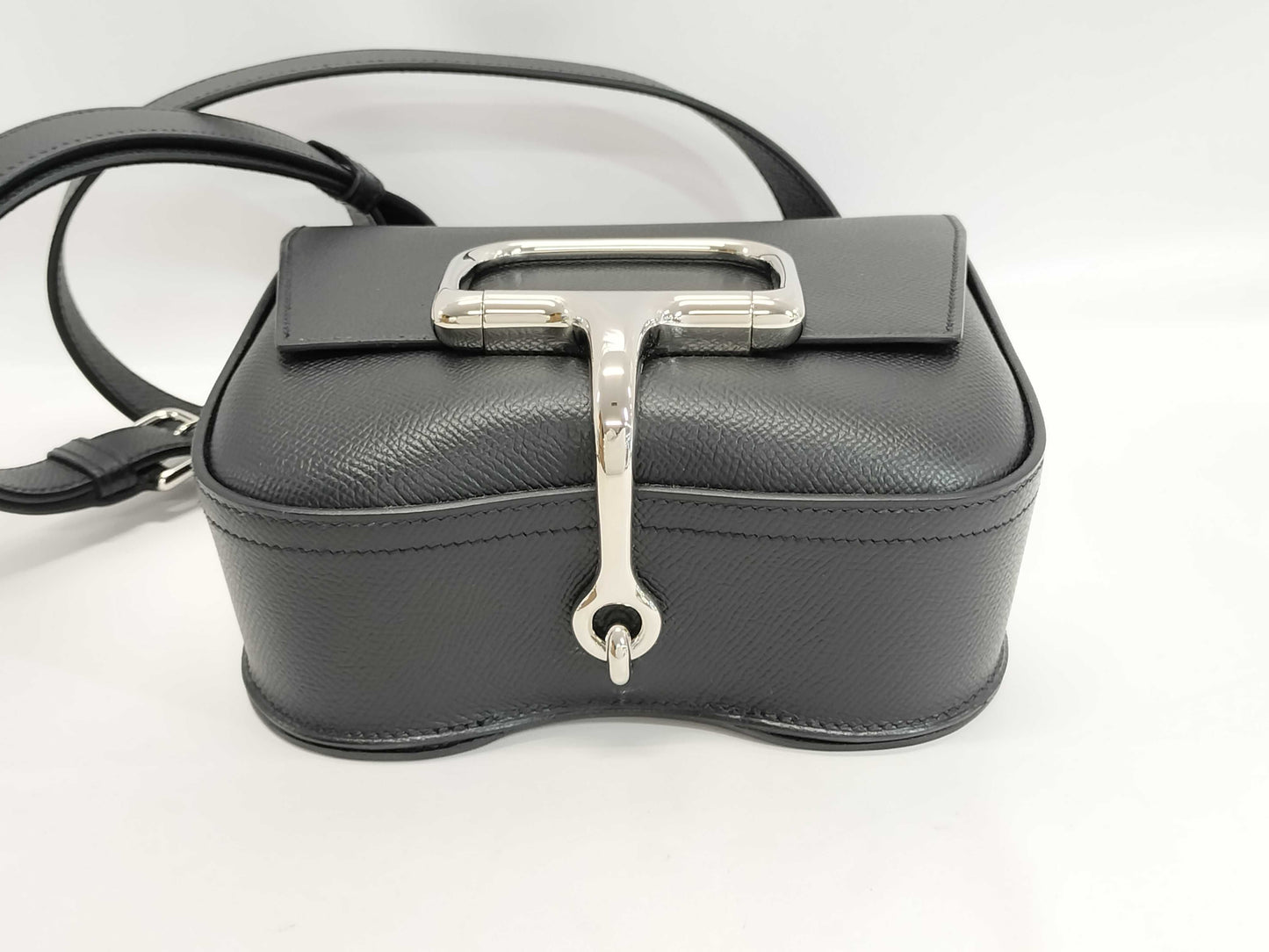 HERMES Della Cavallé Black Silver Hardware Shoulder Bag