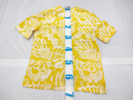 CHANEL Coco Button Yellow #36 Tops