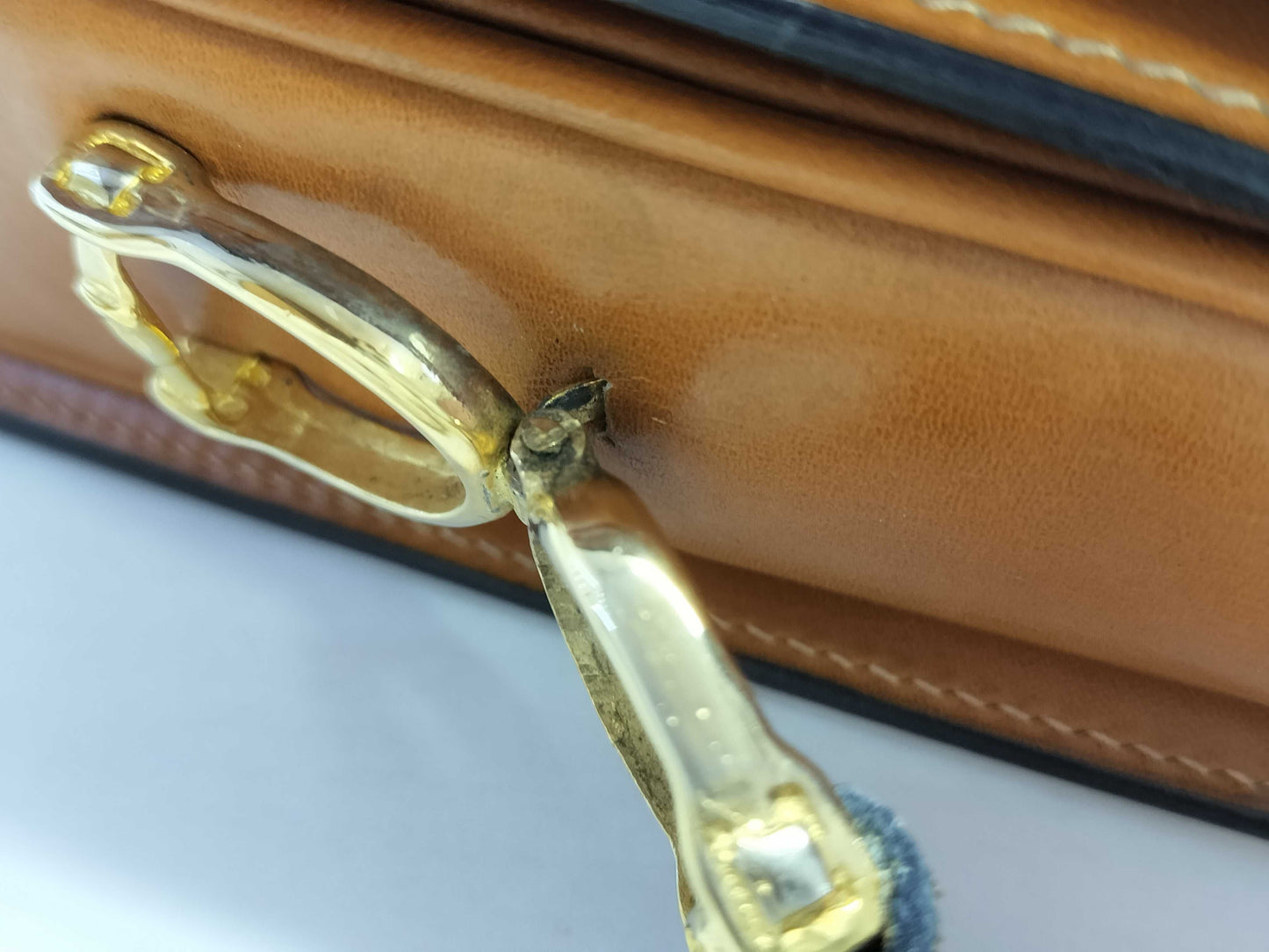 CELINE CELINE Carriage Hardware Push Lock Shoulder Bag