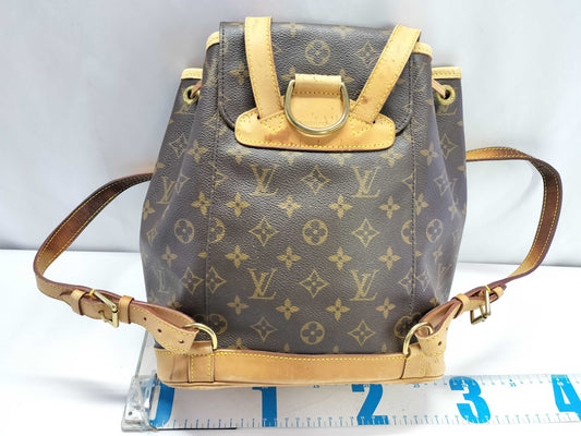 LOUIS VUITTON Monogram LV Montsouris MM Backpack