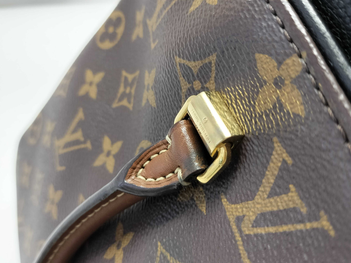 LOUIS VUITTON Monogram LV Pallas Monogram Canvas x Calfskin Leather Handbag M41064