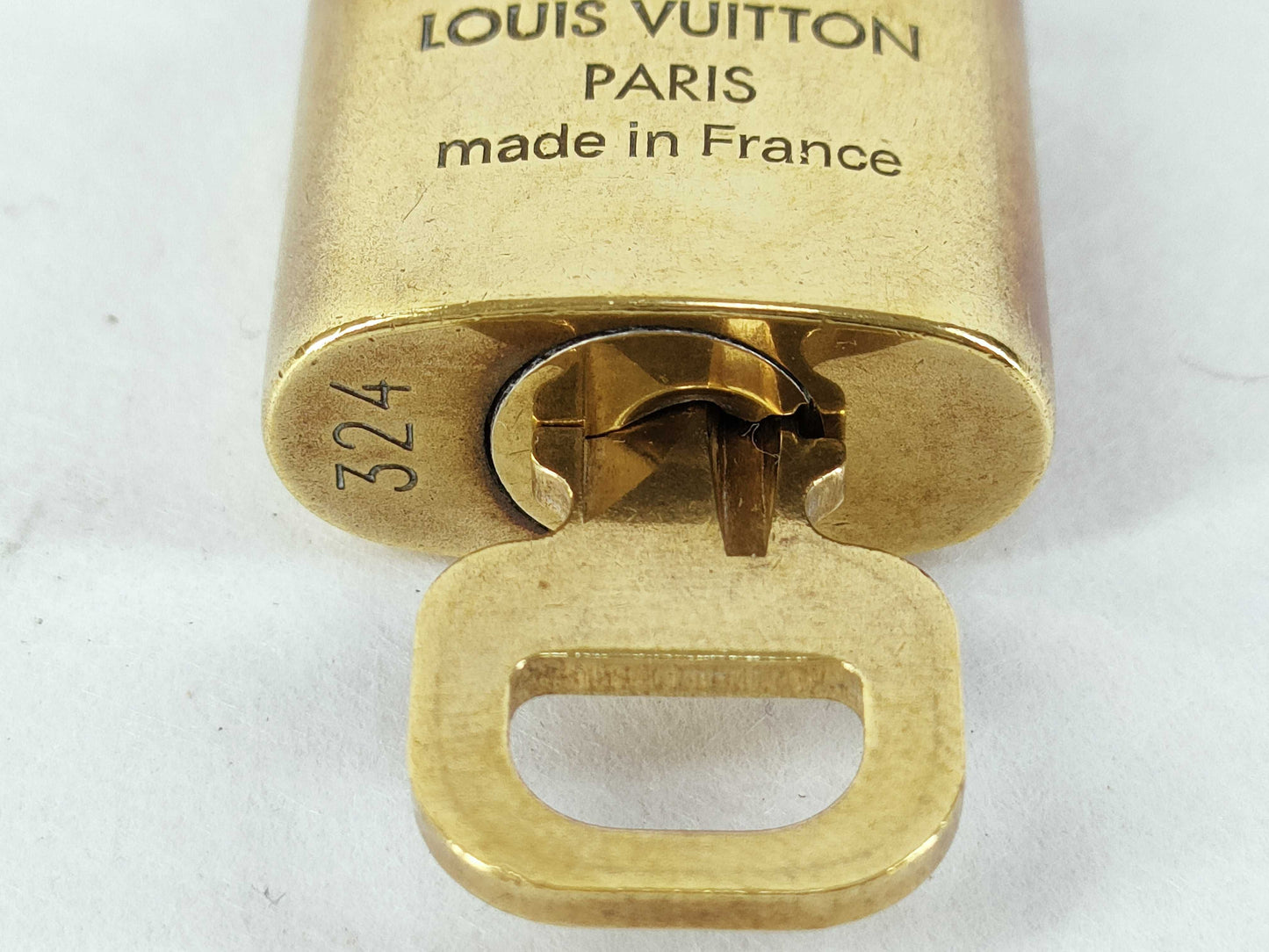 LOUIS VUITTON Cadena & Key x 10 Other Accessories