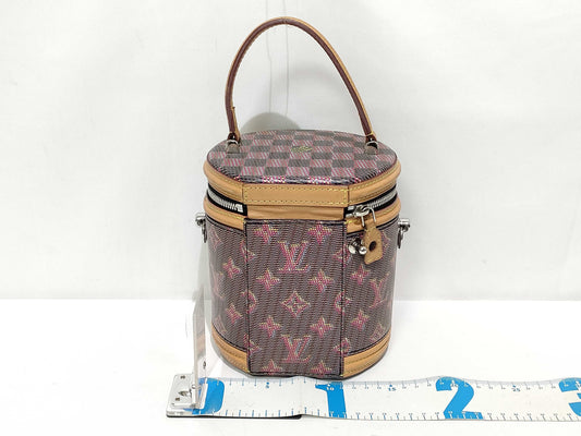 LOUIS VUITTON Monogram LOUIS VUITTON Bag Handbag