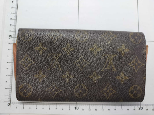 LOUIS VUITTON Monogram Sarah CA0956 Wallet