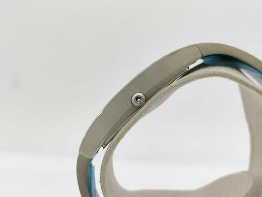 GUCCI 2400S 10108283 Quartz Women's Watch