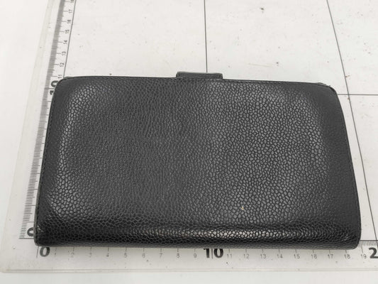 CHANEL Caviar Skin Wallet