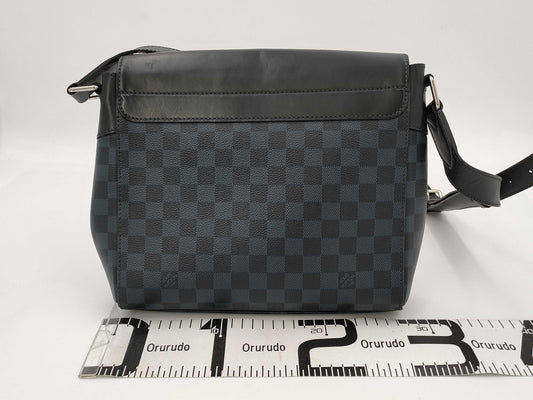 LOUIS VUITTON Cobalt Newport Messenger MM DR4106 Shoulder Bag