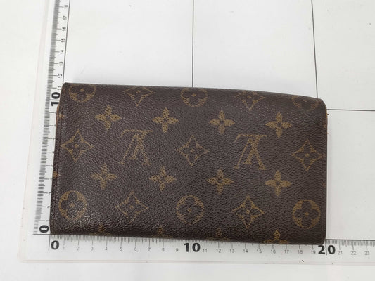 LOUIS VUITTON Monogram Louis Vuitton Wallet