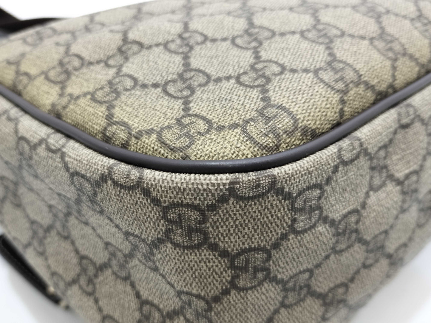 GUCCI GG Supreme Gucci Bag Shoulder Bag