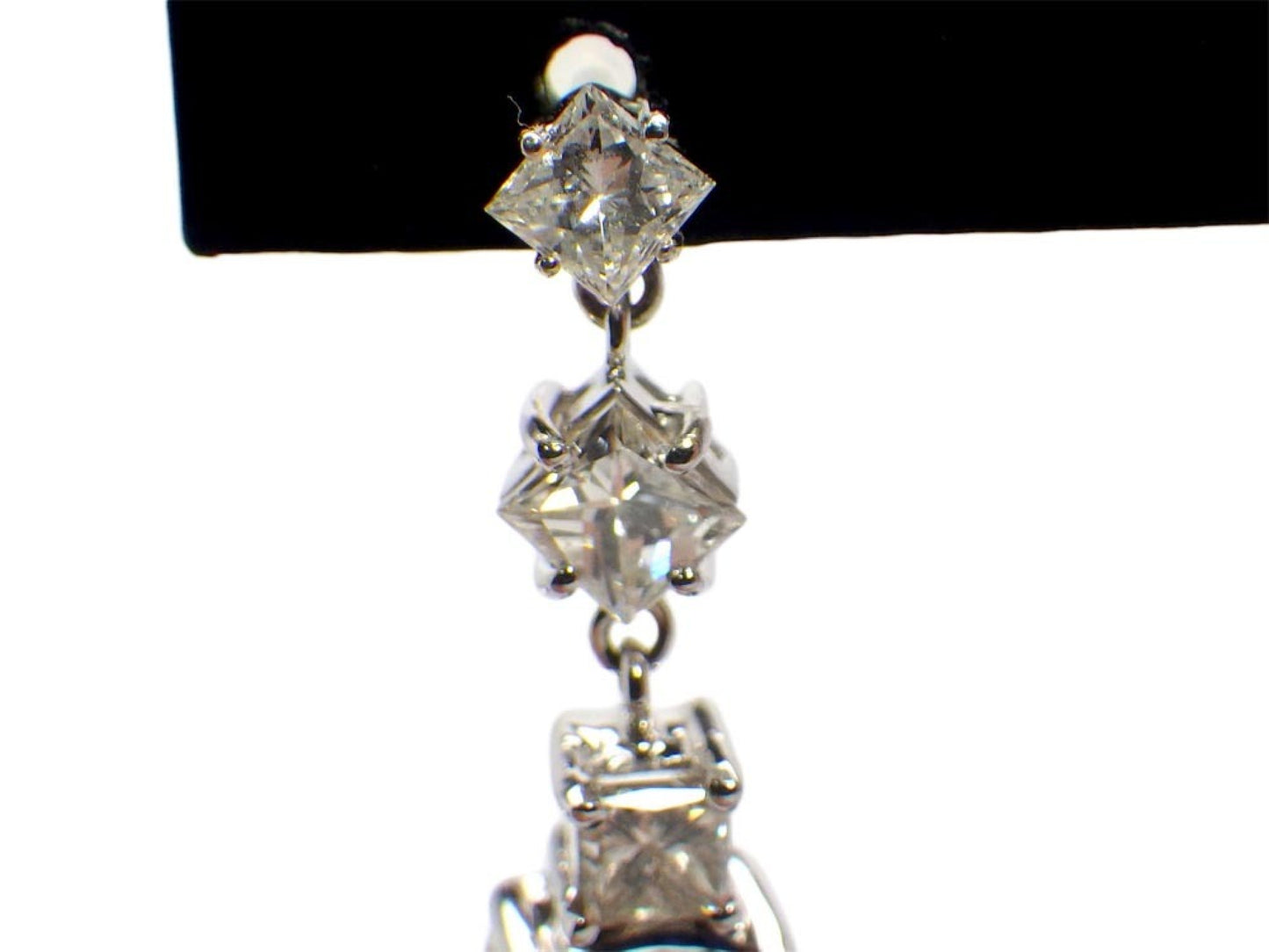 S0.99ct D0.53ct / S1.16ct D0.53ct K18WG 2.9g Earrings