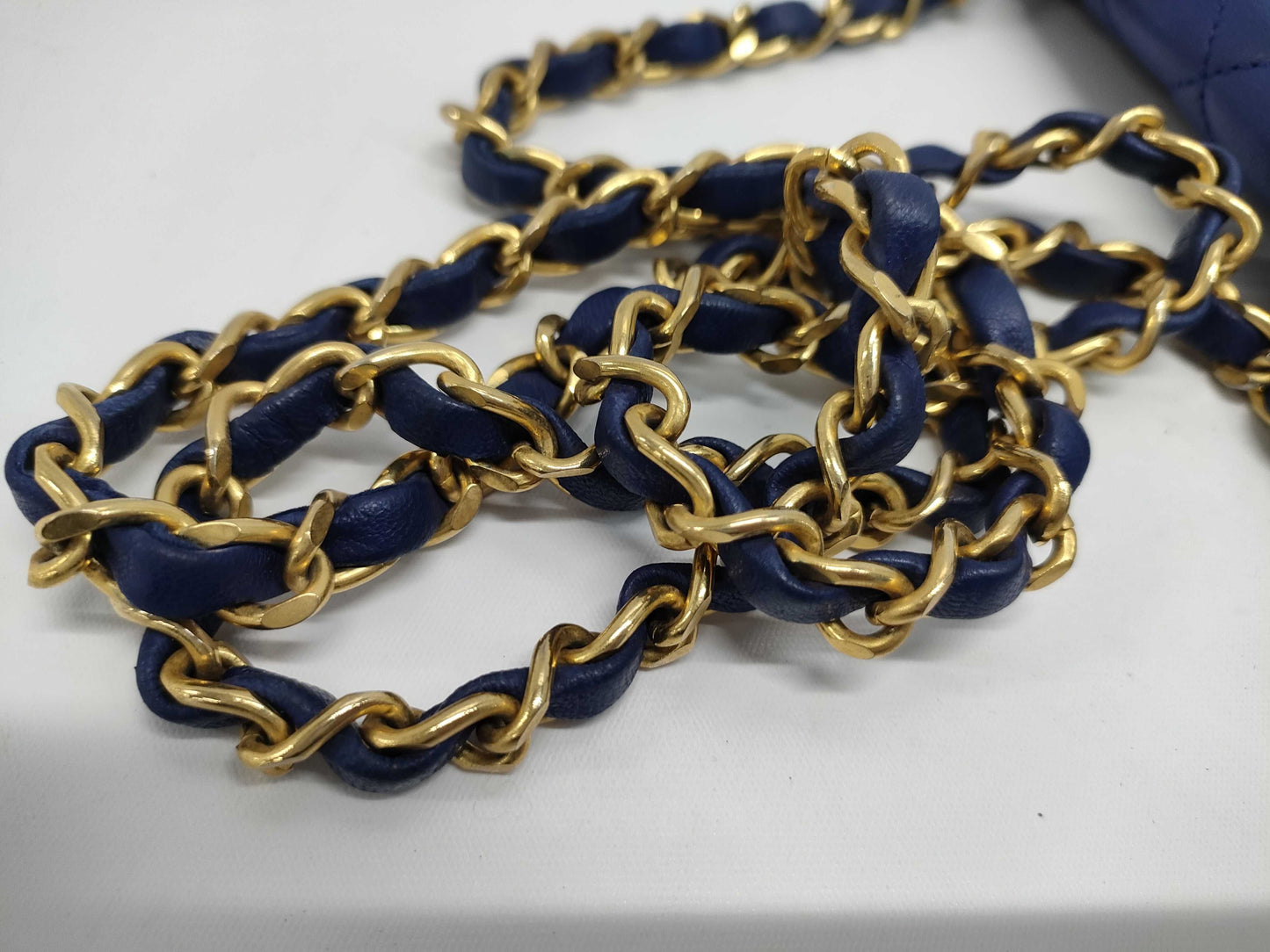 CHANEL Mini Matelasse 20 Lambskin Bag with Seal, Chain Shoulder Bag with Gold Hardware, #1