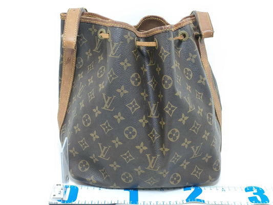 LOUIS VUITTON Monogram Shoulder Bag Monogram M42226 AR0943 Petit Noe Shoulder Bag