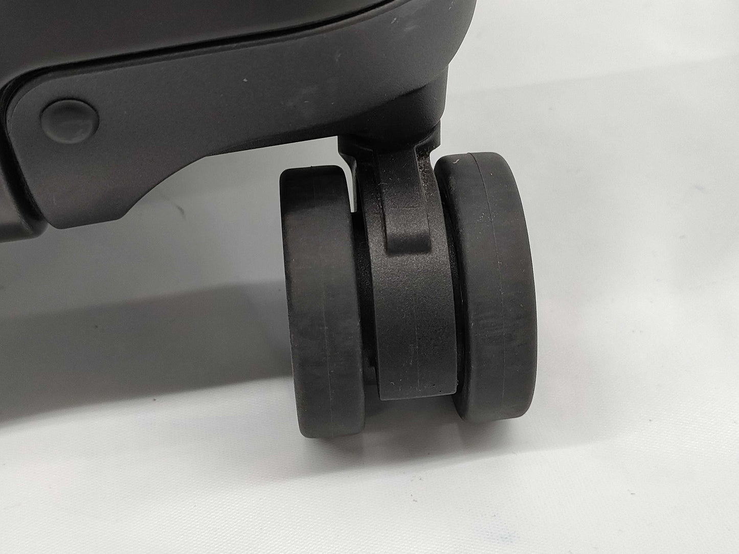 RIMOWA RIMOWA Aluminum Suitcase Black Carry-on Bag