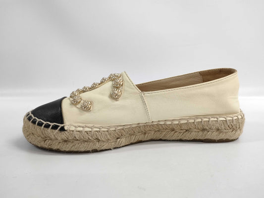 CHANEL CHANEL Women's Shoes Size 35 Sneakers