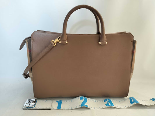 BURBERRY Banwell Leather x Nova Check Shoulder Bag Tote Bag