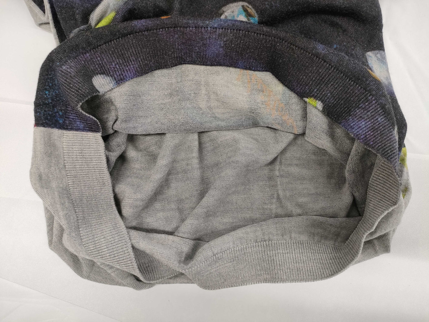 LOUIS VUITTON Sweater Tag Cut Top