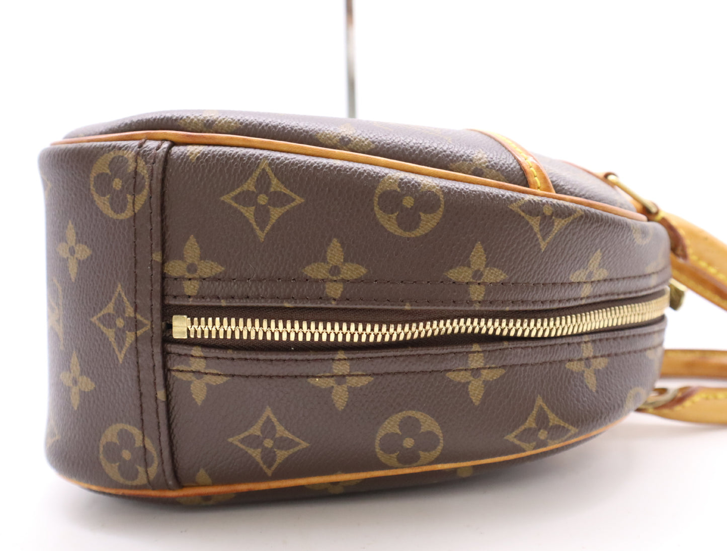 LOUIS VUITTON Monogram M42228 Monogram Trouville Handbag