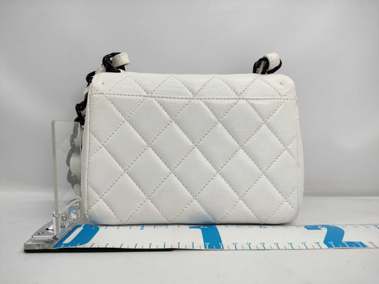 CHANEL Lambskin Matelasse Chain Shoulder Bag with Guarantee Card 5373053