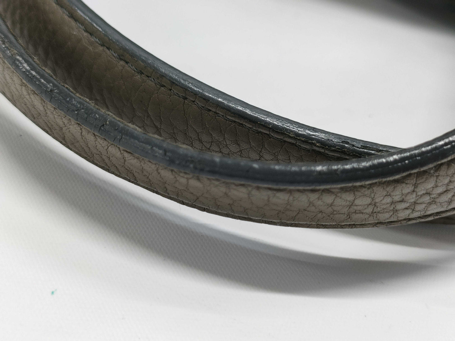 LOUIS VUITTON M93175 Monogram Mahina Stella PM Handbag with Cadena, Two Keys, and Clochet AR2190