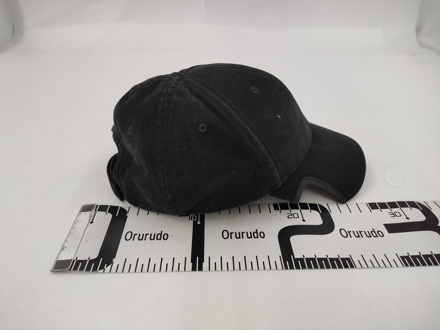 BALENCIAGA Caps and other accessories