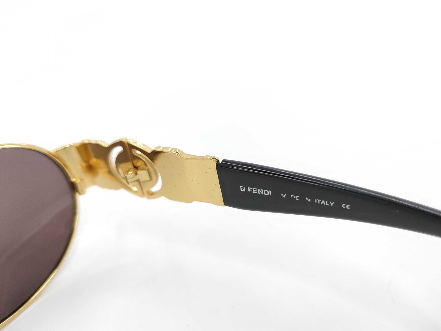 FENDI Oval SL7034 COL.101 Sunglasses