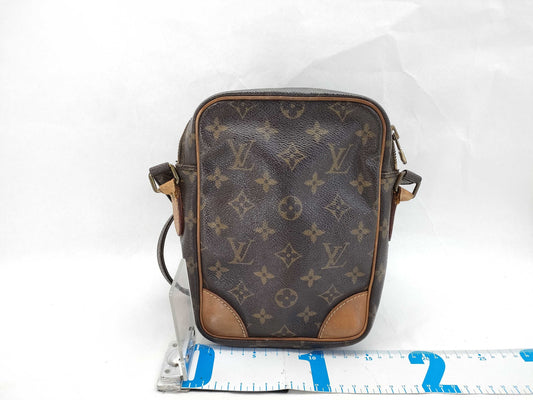 LOUIS VUITTON Monogram LOUIS VUITTON Amazon Monogram Shoulder Bag