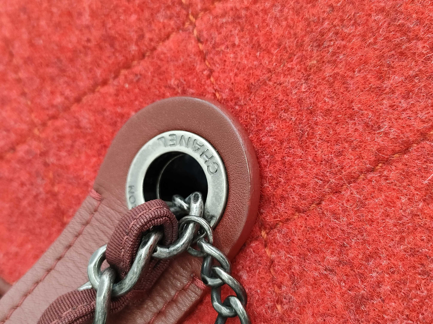 CHANEL 2-Way Chain Tote Felt/Red/Silver Tote Bag