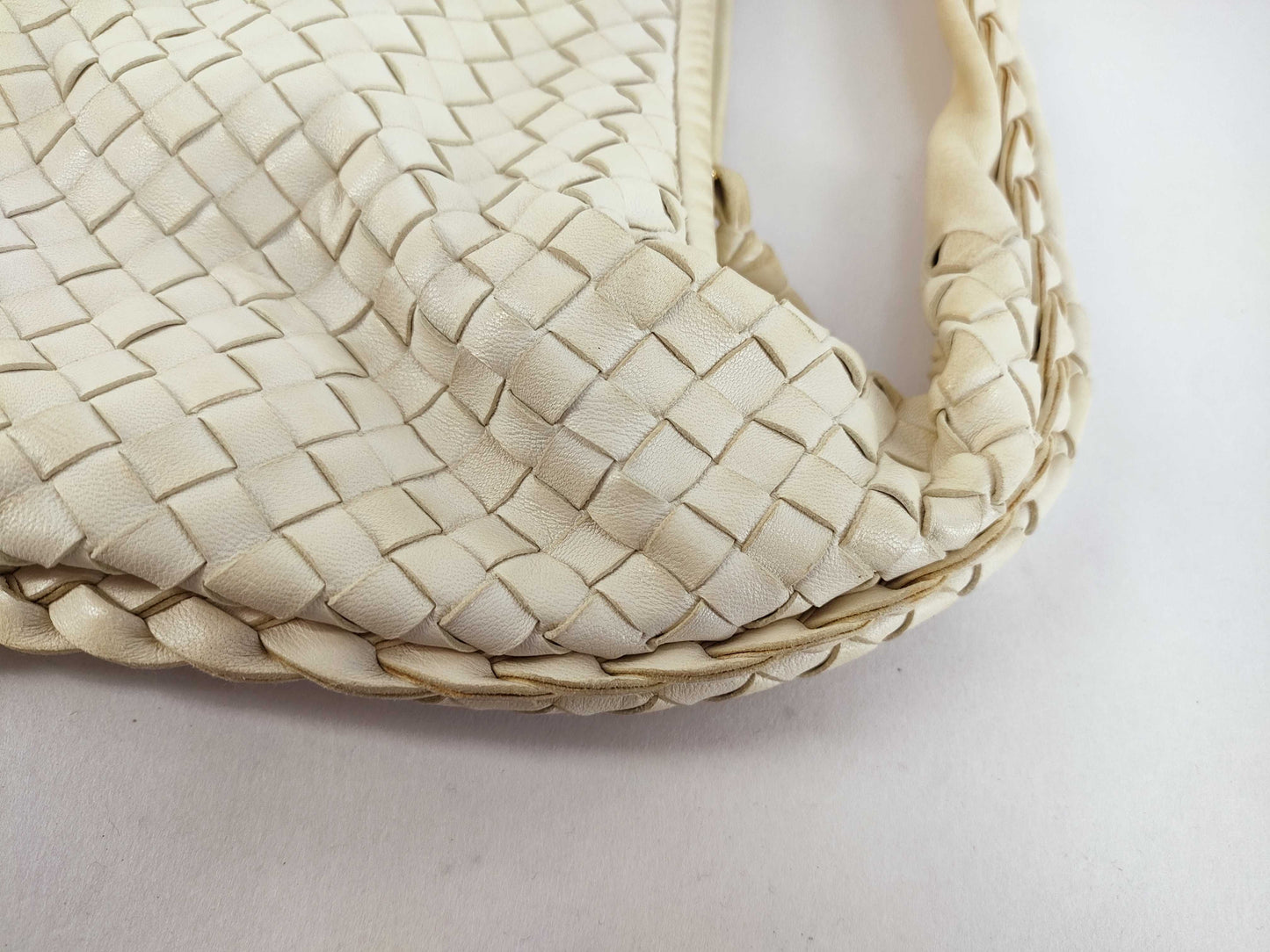 BOTTEGA VENETA Intrecciato Handbag White