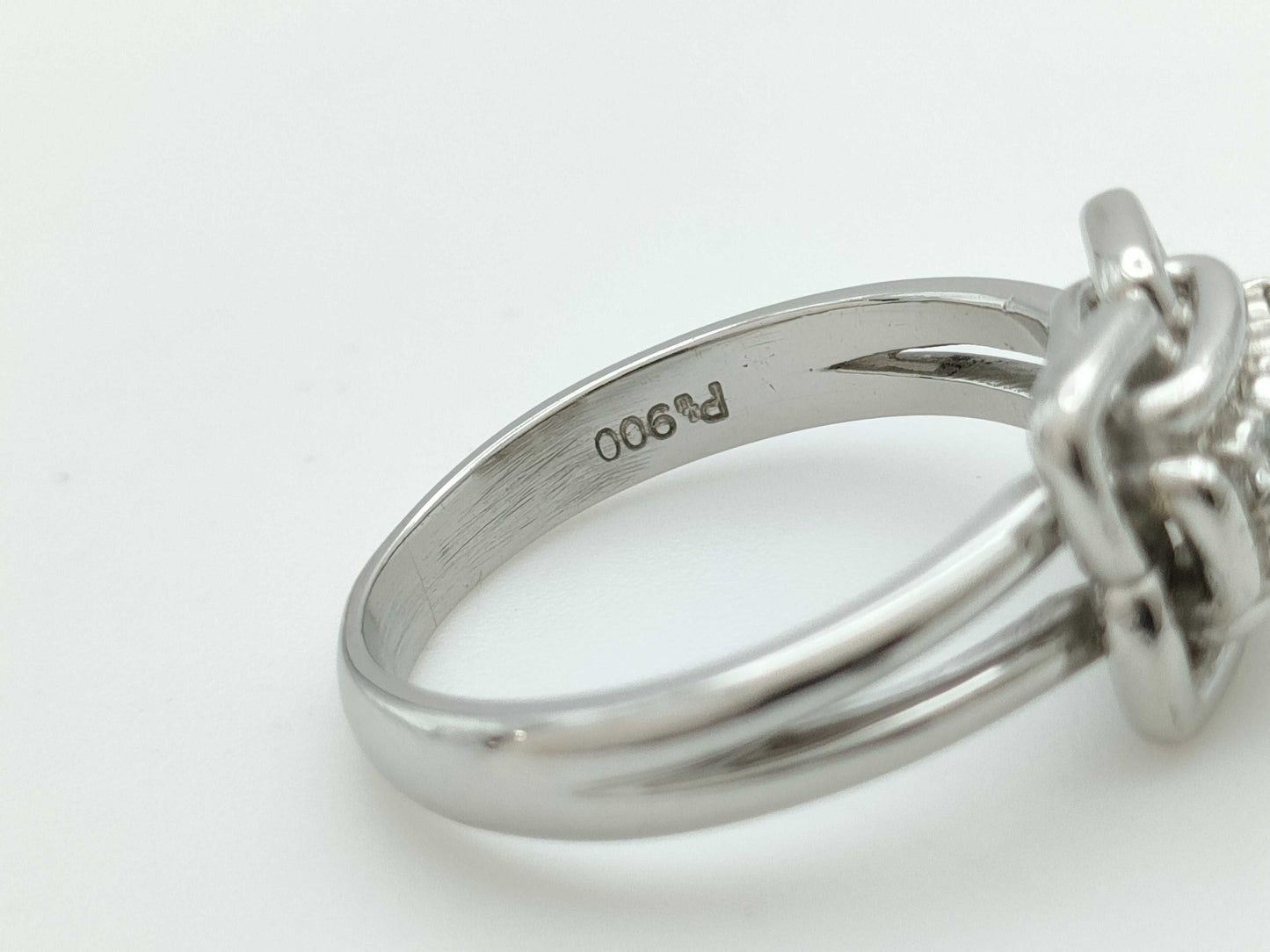 D0.16ct PT900 6.3g Ring