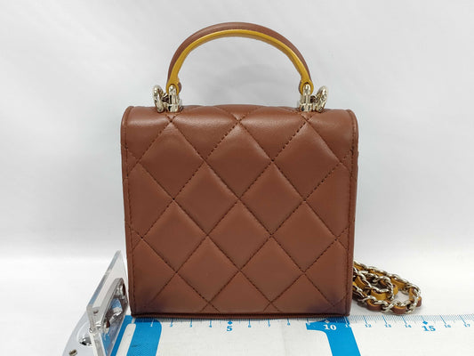 CHANEL CHANEL Shoulder Bag Chain Clutch/Matelasse AP2682 Brown x Yellow Lambskin 2-Way/Chain Shoulder Bag/Matte Gold Hardware/Mirror Shoulder Bag