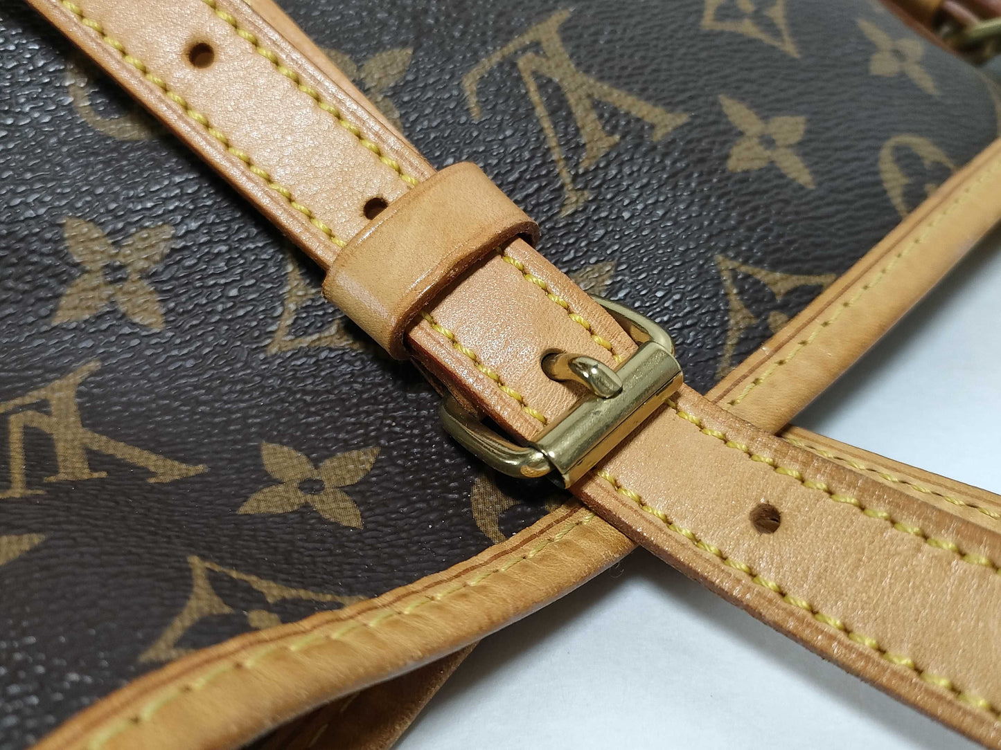 LOUIS VUITTON Monogram LV Bucket GM M42236 Monogram Tote Bag