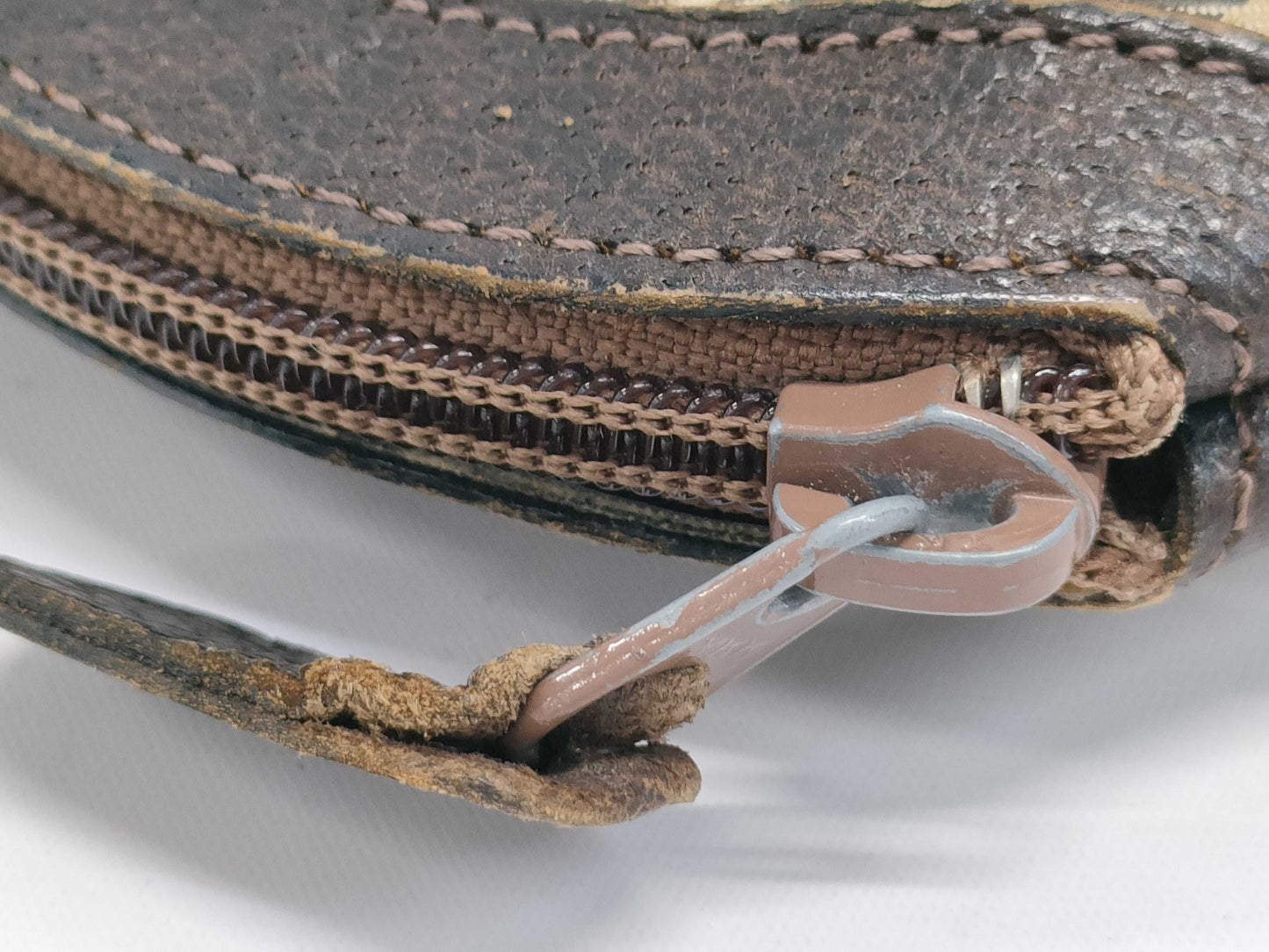 BURBERRY Nova Check Pouch Pouch