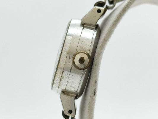 10-0280 7900701 Hand-wound ladies' watch