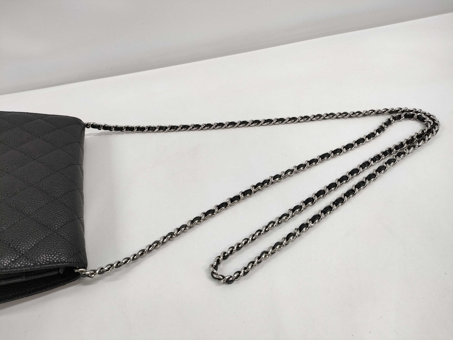 CHANEL CHANEL Chain Wallet Black Caviar Leather with Silver Hardware 21031111 Shoulder Bag