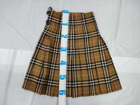 BURBERRY skirt size 36 skirt