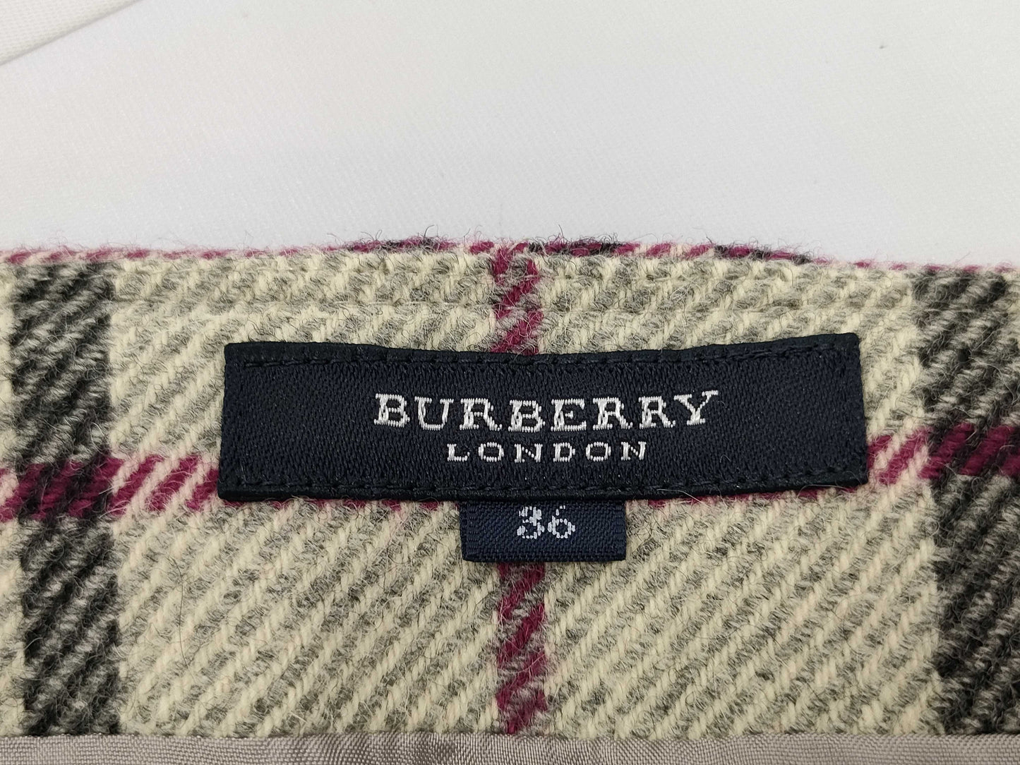 BURBERRY BURBERRY Skirt Size 36 Skirt