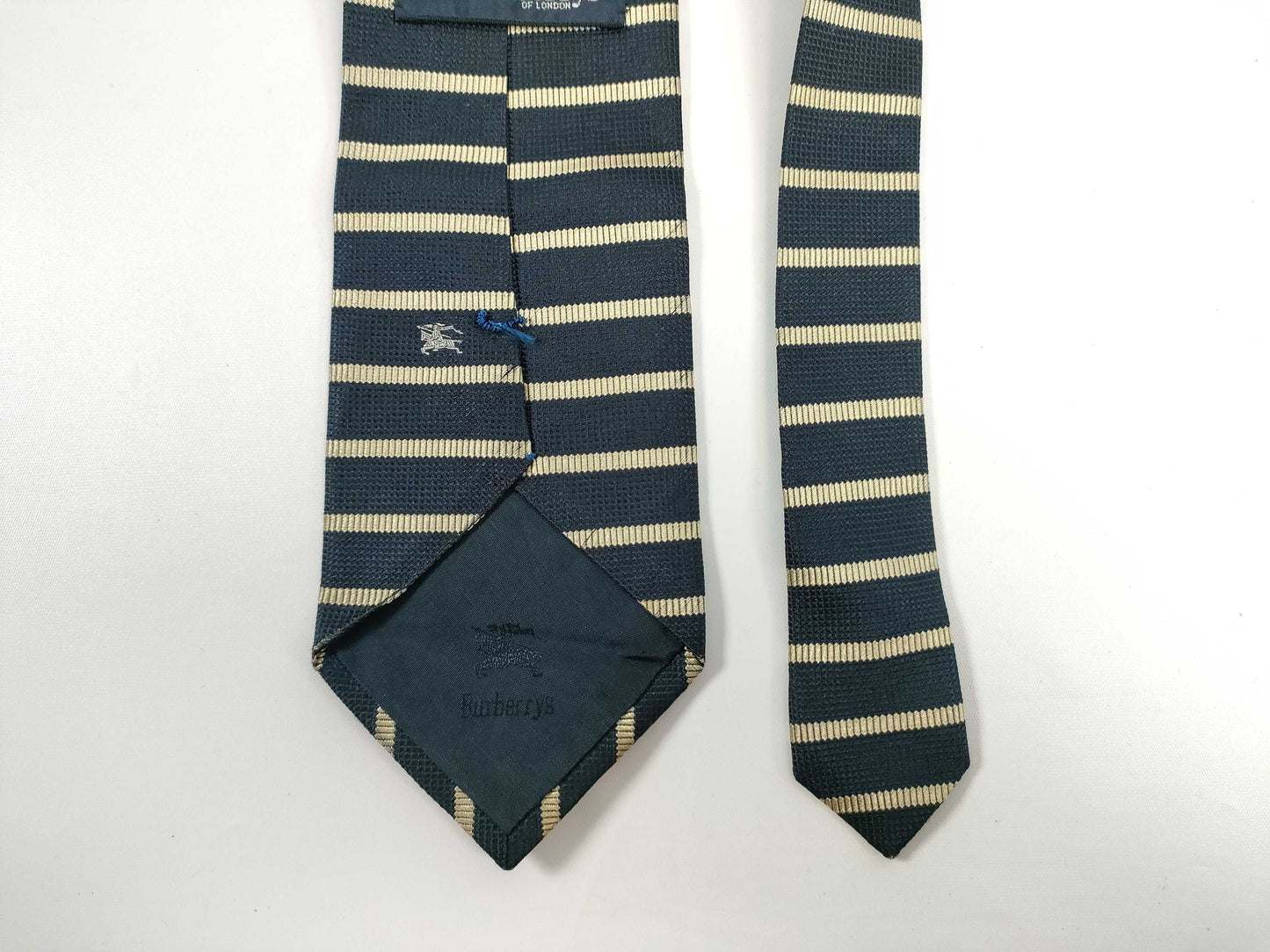 Burberrys Two-Piece Tie