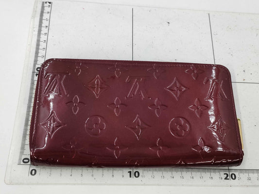 LOUIS VUITTON Louis Vuitton wallet