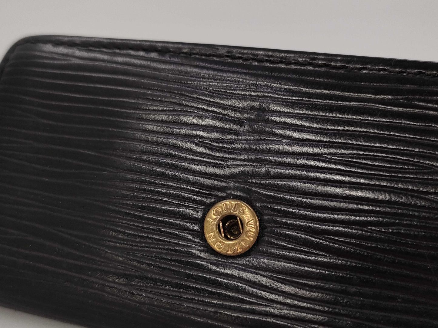 LOUIS VUITTON Epi Key Case/Key Holder
