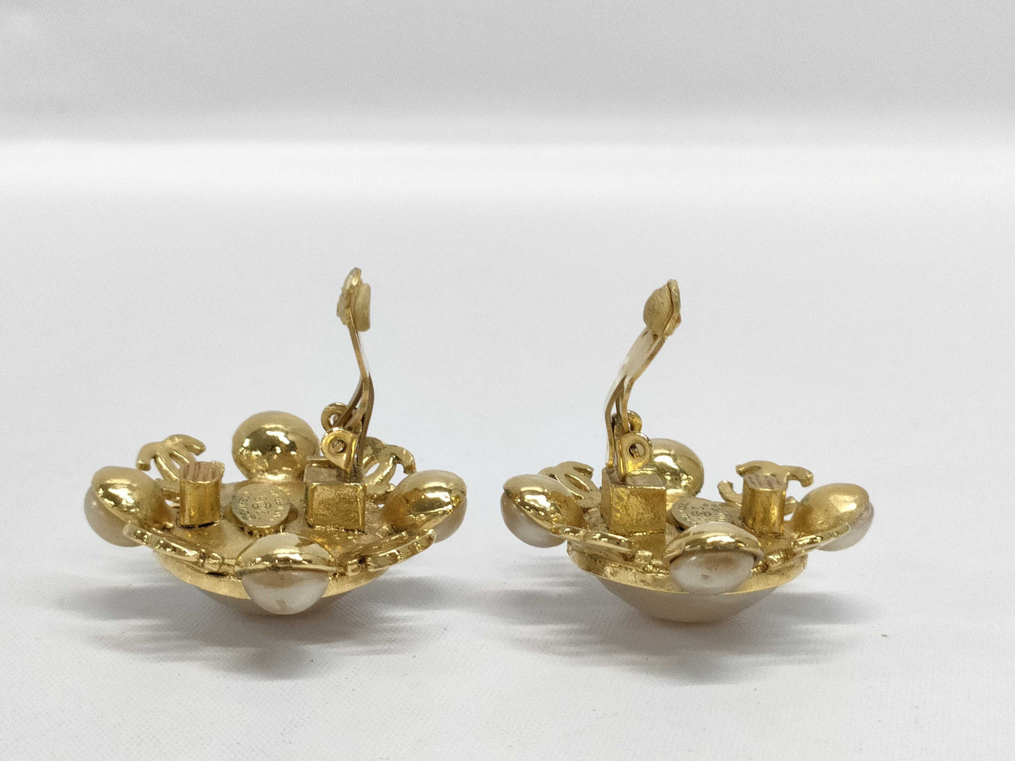 CHANEL Coco Pearl Earrings