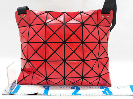 ISSEY MIYAKE ISSEY MIYAKE BAOBAO Shoulder Bag