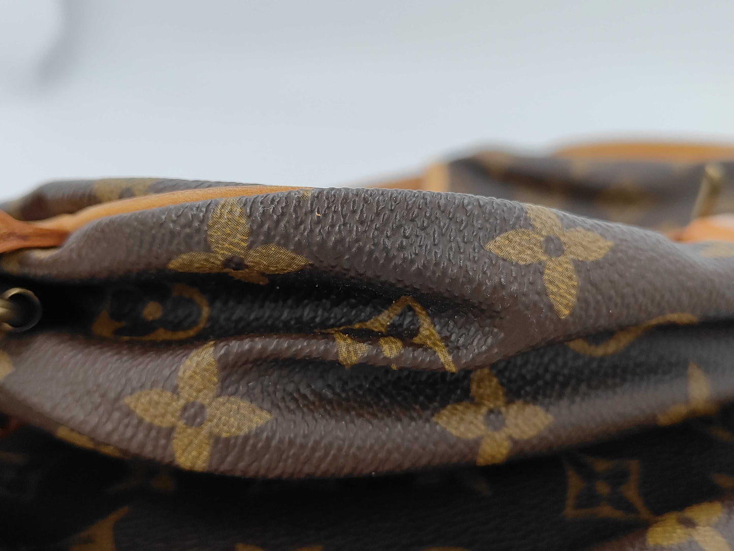 LOUIS VUITTON LOUIS VUITTON Saumur Shoulder Bag Shoulder Bag