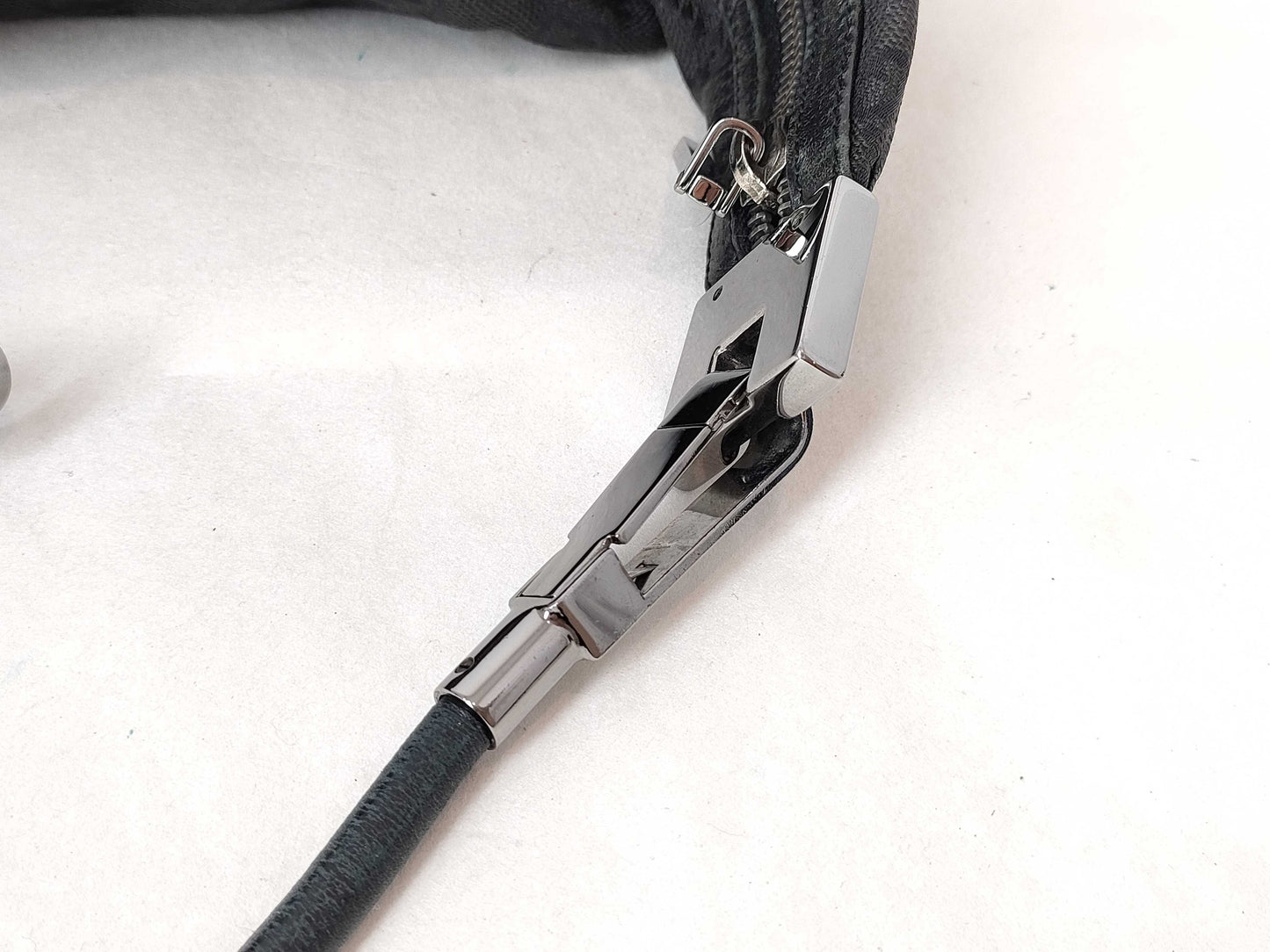 GUCCI GG Canvas GUCCI GG Canvas Leather One Shoulder Bag Black 01234 W24cm Shoulder Bag