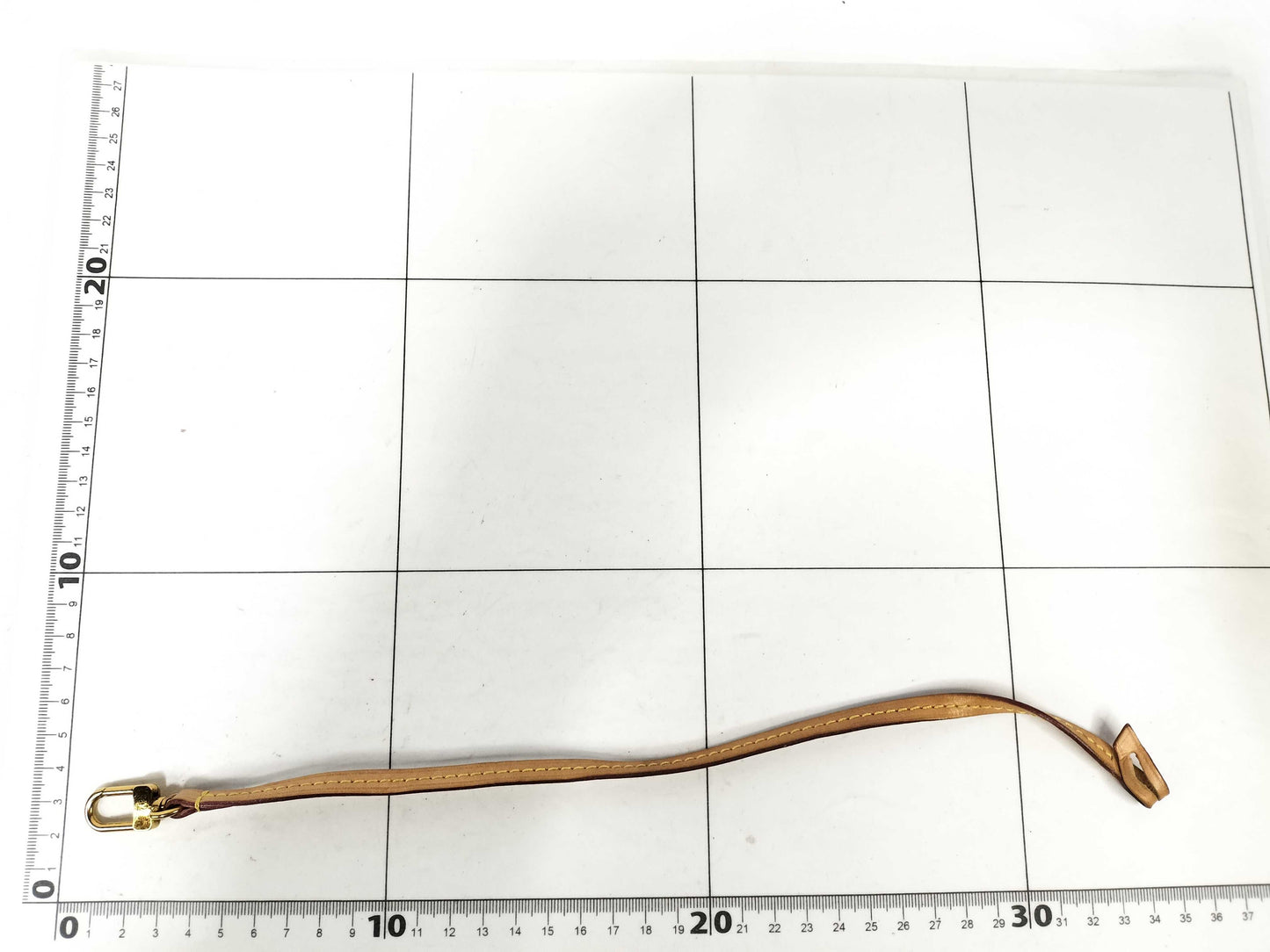 LOUIS VUITTON LOUIS VUITTON Nummed Leather Strap Strap