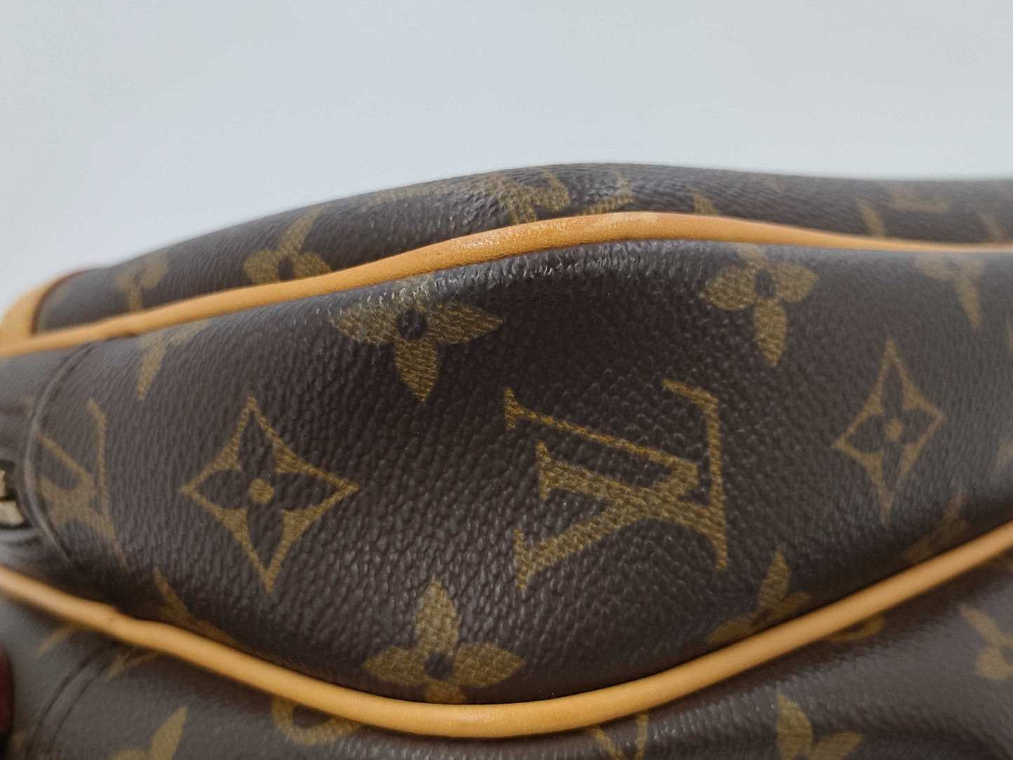 LOUIS VUITTON Monogram Reporter PM Shoulder Bag
