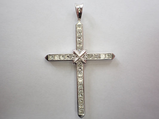 Cloth D1.95ct PT850 6.0g Pendant Top