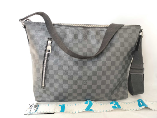 LOUIS VUITTON Damier Graffit Louis Vuitton N41106 SR0171 Mick mm Shoulder Bag