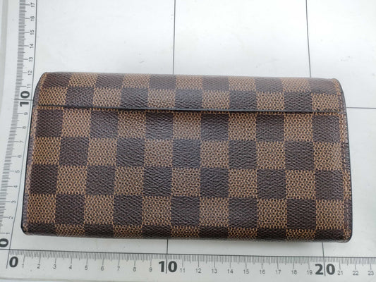 LOUIS VUITTON Damier Louis Vuitton Wallet Wallet